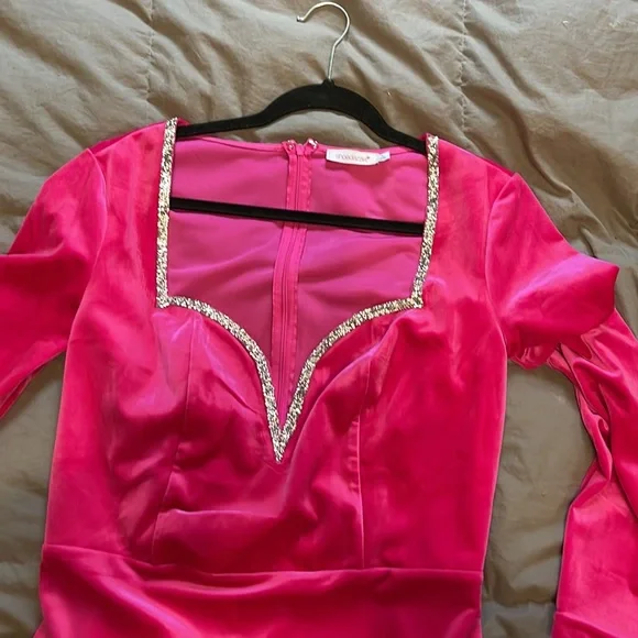 True Hot Pink - Picture 2 of 3